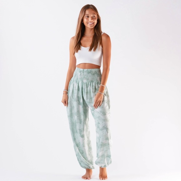 lotus and luna Pants - Mandala Boho Gypsy Chic Harem Beach/Yoga Lounge Pants NWT